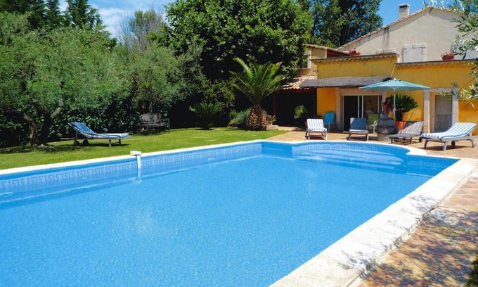 Noves House | Cozy Noves Home with Pool Access