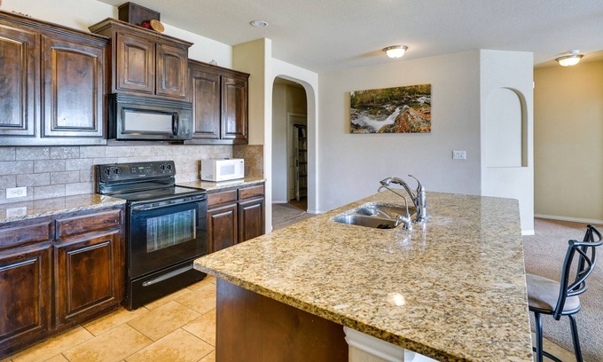 Odessa House | Cozy Odessa Home w/ Community Pool Access!