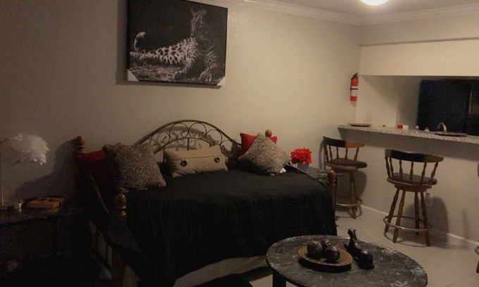 Westchase Apartment | Cozy & Peaceful Home