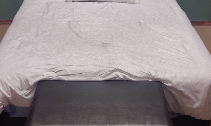 Downtown Apartment | Cozy/Private Studio near CRMC/Freeways/Downtown/Restaurants!