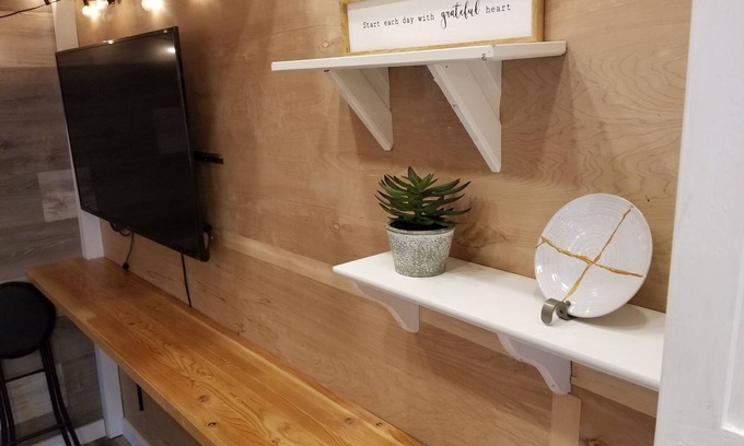 Rexburg Cottage | Cozy Private Tiny house Dream location.