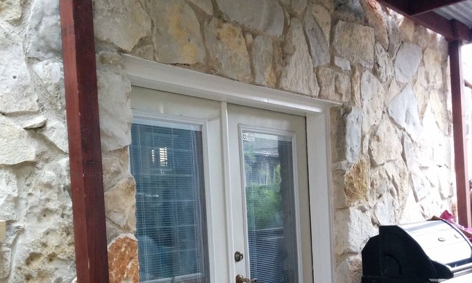 Lower Greenville Apartment | Cozy, relaxed comfort in convenient and quiet Dallas neighborhood.