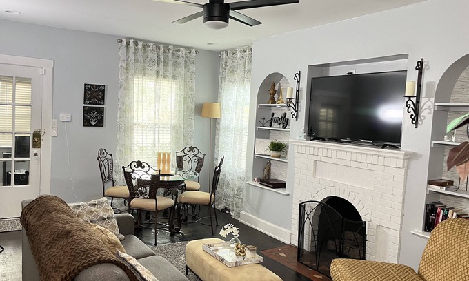 Birmingham House | Cozy Retreat