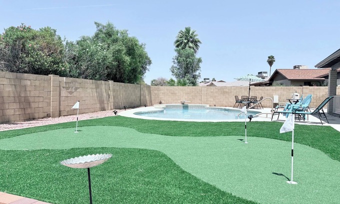 Glendale House | Cozy retreat with pool near Desert Diamond casino & Castle & Coasters theme park