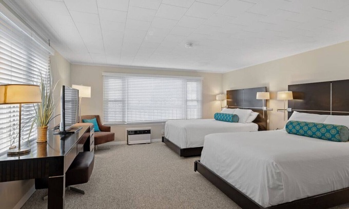 Falmouth Heights Hotel | Cozy Room by Beach | 2 Beds + Deck Access