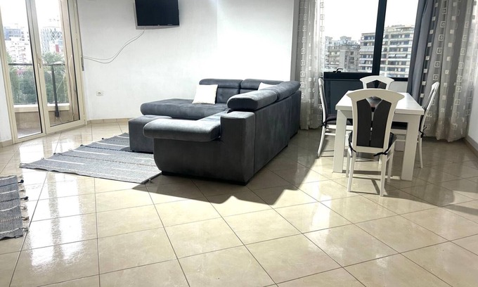 Vlore Apartment | Cozy Seafront Apartment in Vlora