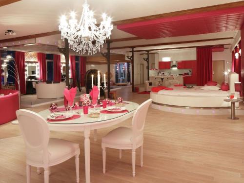 Ensival Apartment | Cozy Stay with Pool & Nature