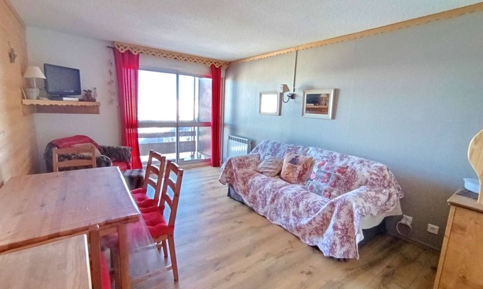 Pla d'Adet Apartment | Cozy studio for 4 with balcony in Saint-Lary-Soulan