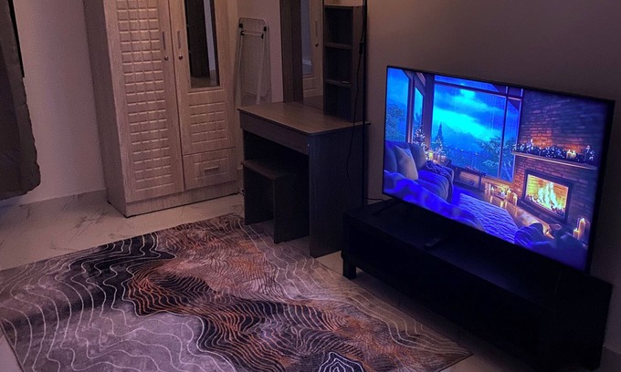 Abu Dhabi City Center Apartment | Cozy studio in charming Abu Dhabi with WiFi, AC