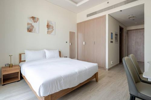 Jadaf Apartment | Cozy studio Pet Friendly Pool, Gym, Water Near Downtown