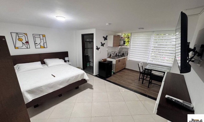 Villanueva Apartment | Cozy studio with WiFi and AC in fabulous Villanueva