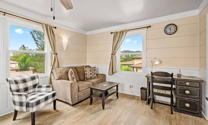 Paso Robles Apartment | Cozy Up to Downtown Paso Robles and Quiet Neighborhood