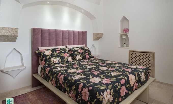 San Teodoro City Centre Villa | Cozy Villa Flora - Private Pool AND Walking Distance From THE Beach