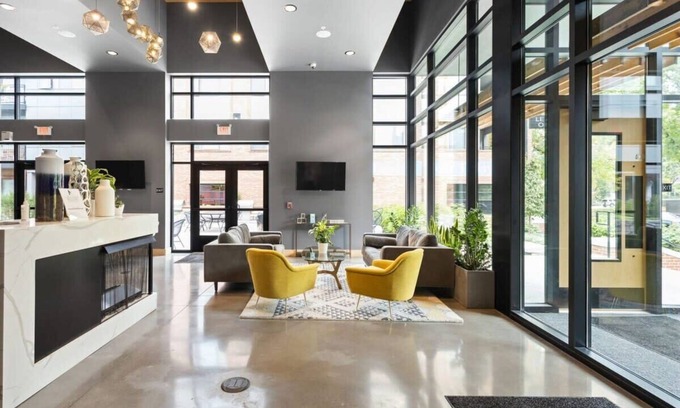 Meridian-Kessler Apartment | CozySuites | Modern Studio steps from Broad Ripple