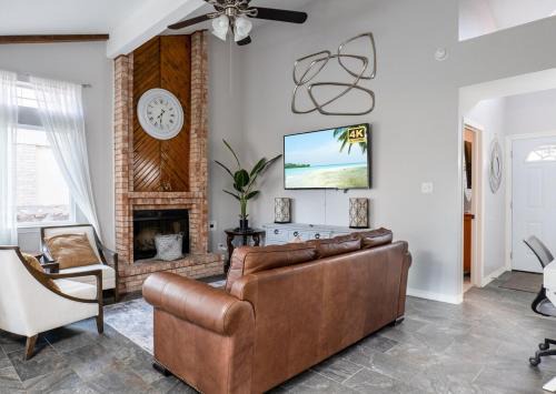 O'Shea Keleher House | Craftsman Charm Comfort 3BDR