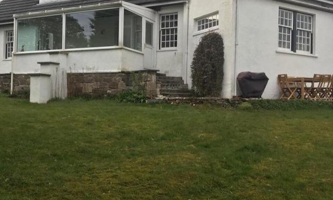 Saddell House | Craigievern Cottage