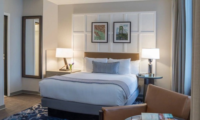 Downtown Portland Hotel | Creative Haven: Stylish Rooms with Artistic Flair Near Portland Art Museum