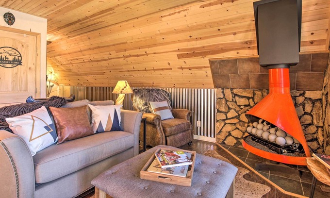 Cashes Valley Cabin | Creekside Blue Ridge Cabin w/ Decks & Grill!