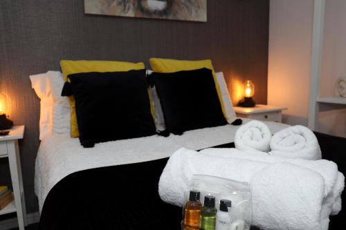 Eastbourne City Centre Apartment | Crescent Apartment