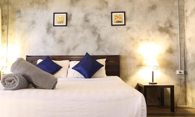 Rayong Hotel | Crescent Bay Resort