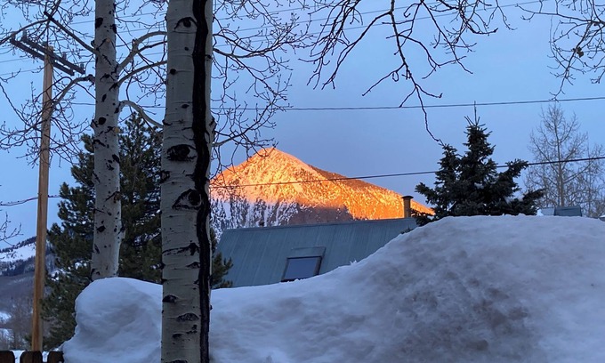 Crested Butte House | Crested Butte Ski Season 2026 - Your Winter Ski Cabin