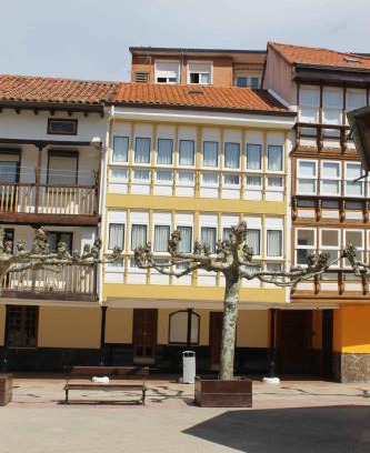 Ampuero Villa | Crisol Plaza