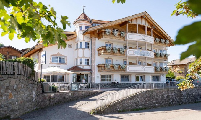 Castelrotto Hotel | Cristallo B&B