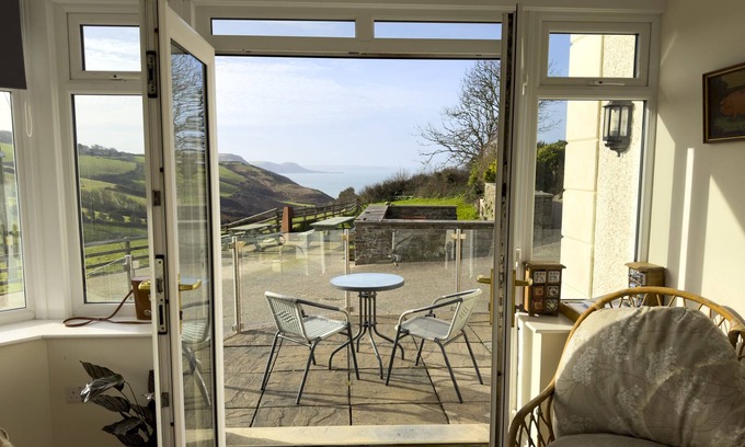 New Quay Cottage | CROGAL FARMHOUSE, family friendly, with open fire in New Quay