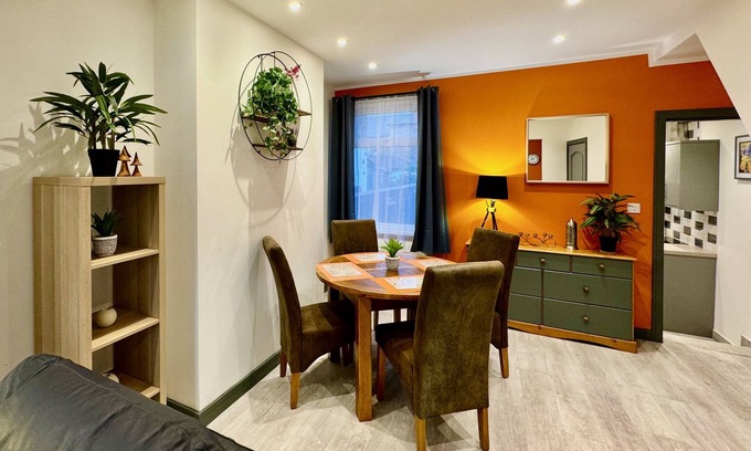Cleethorpes Apartment | Crow Hill House MyShortLets
