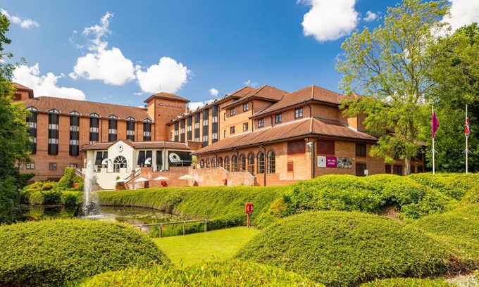 Solihull Hotel | Crowne Plaza Solihull by IHG