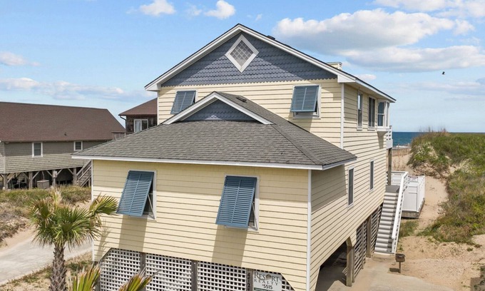 Nags Head House | Crystal Gable | Oceanfront | Nags Head | Sleeps 12