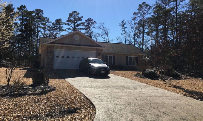 Hot Springs Village House | CRYSTAL GALEON, PENINSULA HOME , LAKE BALBOA , HOT SPRINGS VILLAGE , ARKANSAS