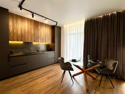 Uzhhorod Apartment | Crystal l