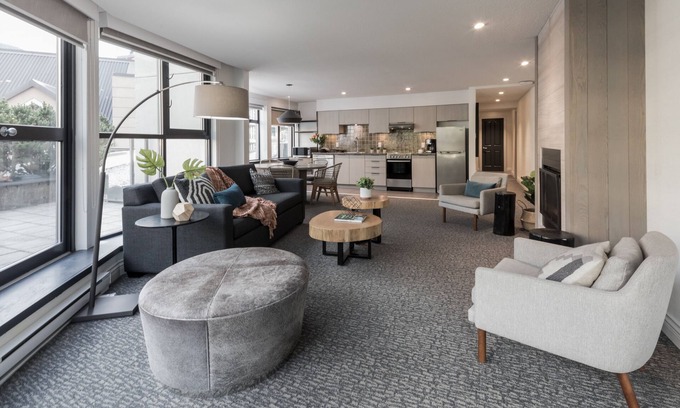 Whistler Village Hotel | Crystal Lodge
