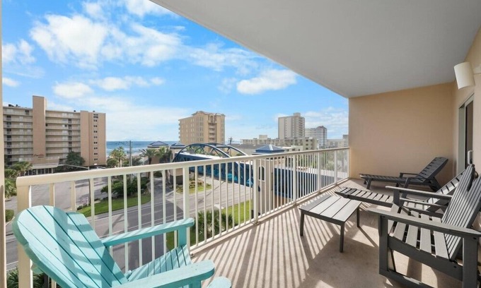 Gulf Shores Condo | Crystal Tower 402 - 2 BR | Gulf Shores