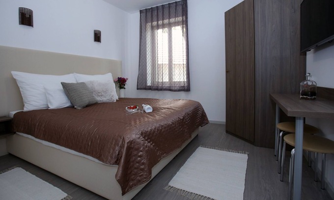Balatonalmadi Apartment | Csillag Villa - Two-Bedroom Apartment