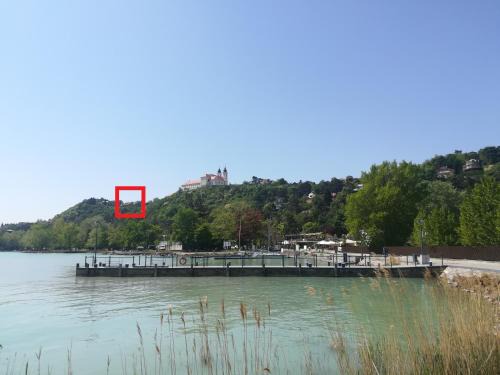 Tihany Apartment | Csizmazia Apartman