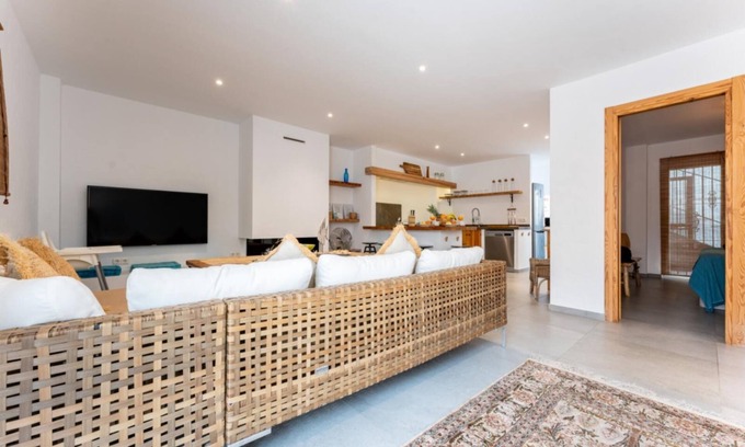 Malaga-Este Villa | CT 206 - Faro's Malaga Beachhouse