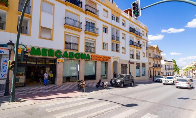 Alhaurin el Grande Apartment | Cubo's Apartamento Parque Feria 1