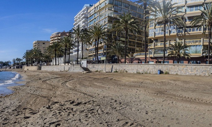 Costa del Sol Occidental Apartment | Cubo's Apartment Mayoral Front Line Marbella/beachfront/community pool/free wifi