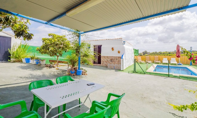 Alhaurin de la Torre Cottage | Cubo's Casa Rural Candelaria/pool/near airport