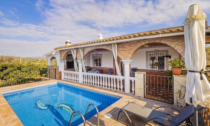 Coin House | Cubo's Finca Micaela