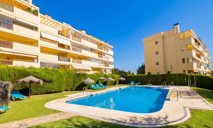 Mijas Apartment | Cubo's Luna Beach Mijas Costa/Close to the beach/free wifi