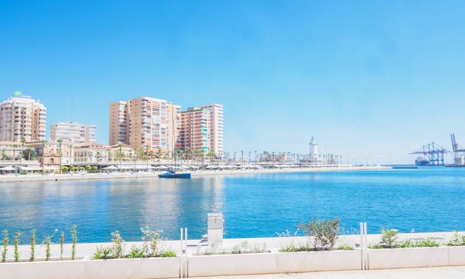 Palma-Palmilla Apartment | Cubo's Urban Sky Apartment East View 13 /urban /air conditioning /free wifi /community pool