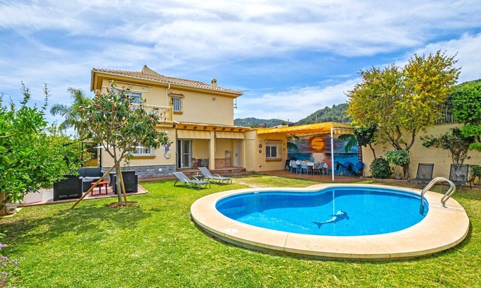 Alhaurin de la Torre Villa | Cubo's Villa Sunray/private pool/free wifi/BBQ