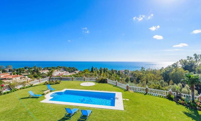 Benalmadena Villa | Cubo's Villa Las Colinas/Private pool/wifi/air conditioning