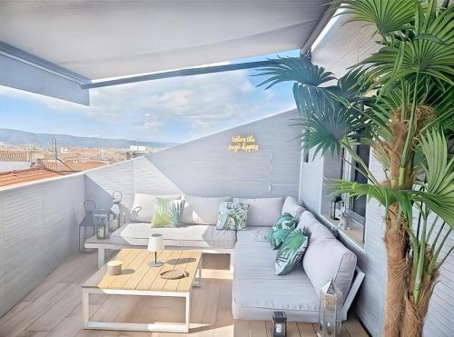 Cuenca Apartment | Cuencaloft Ático Encantado Deluxe con Terraza