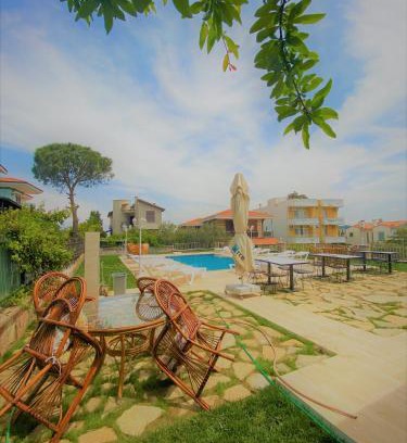 Mithatpasa Hotel | Cunda Kordon Otel