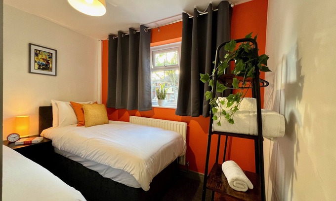 Cleethorpes House | Curzon House One MyShortLets