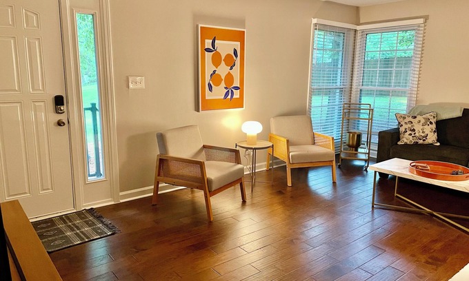Madison Park House | Cute 3 BR near South End and South Park pet friendly!
